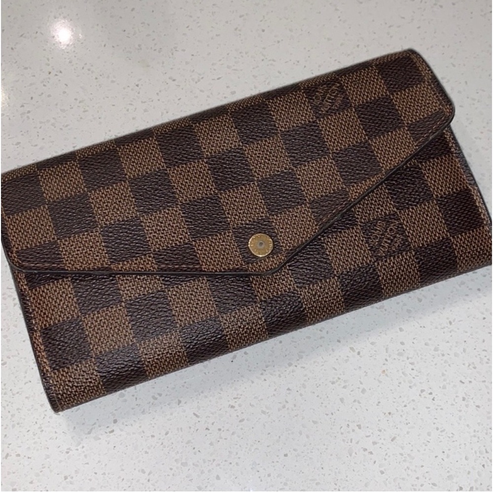 Louis Vuitton Sarah Wallet